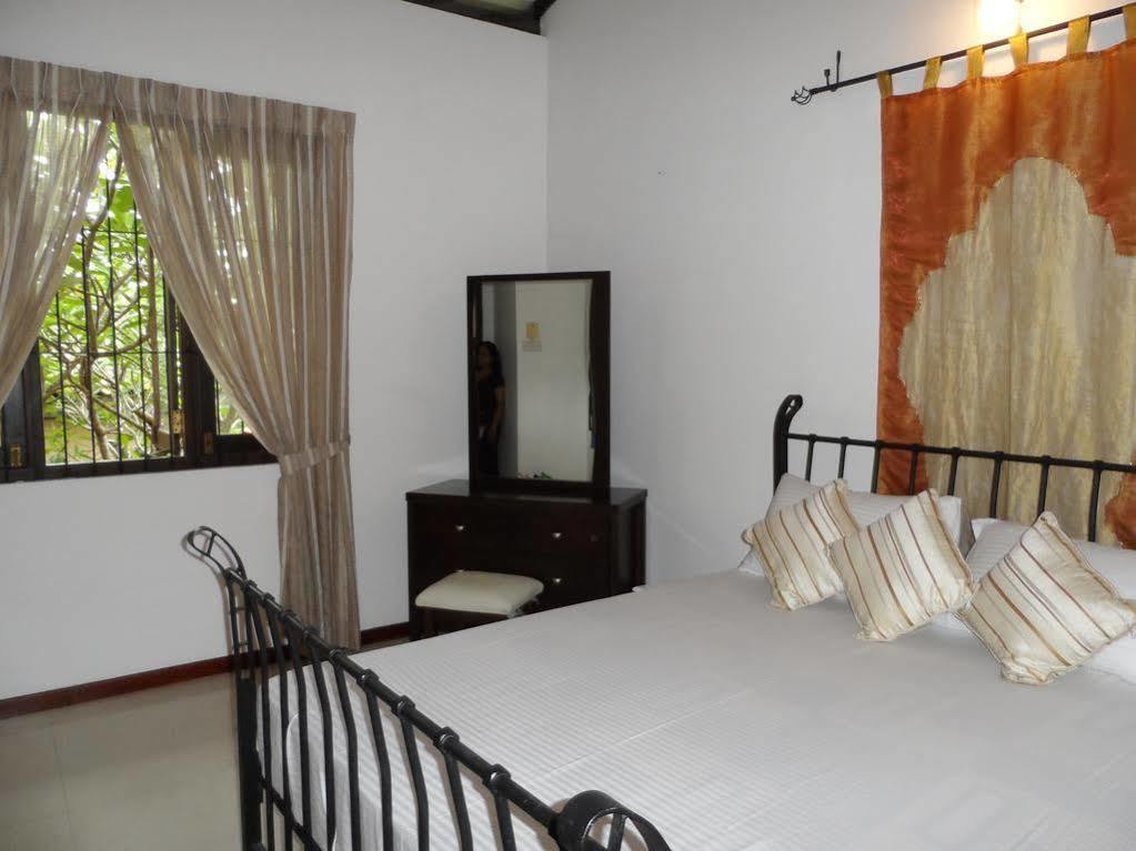 Villa W Bentota Buitenkant foto